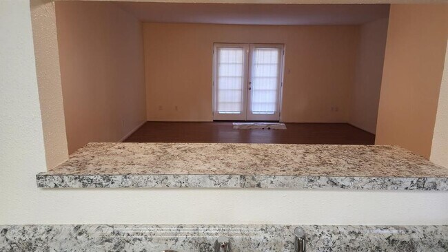 Building Photo - 14333 Memorial Dr