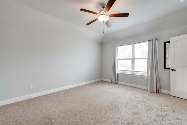 Building Photo - 18012 Leccion Dr