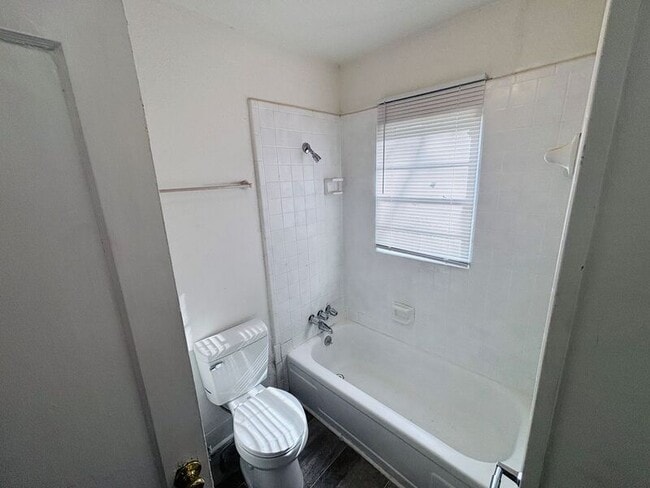 Building Photo - 239 Mason Blvd