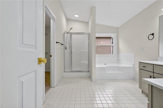 Building Photo - 2845 Factor Walk Blvd