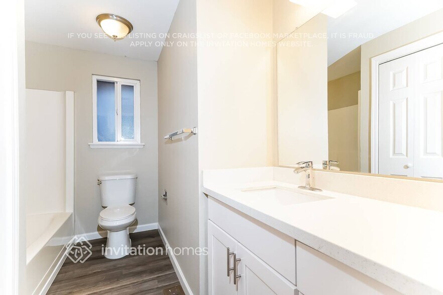 Building Photo - 1216 S 236th Pl