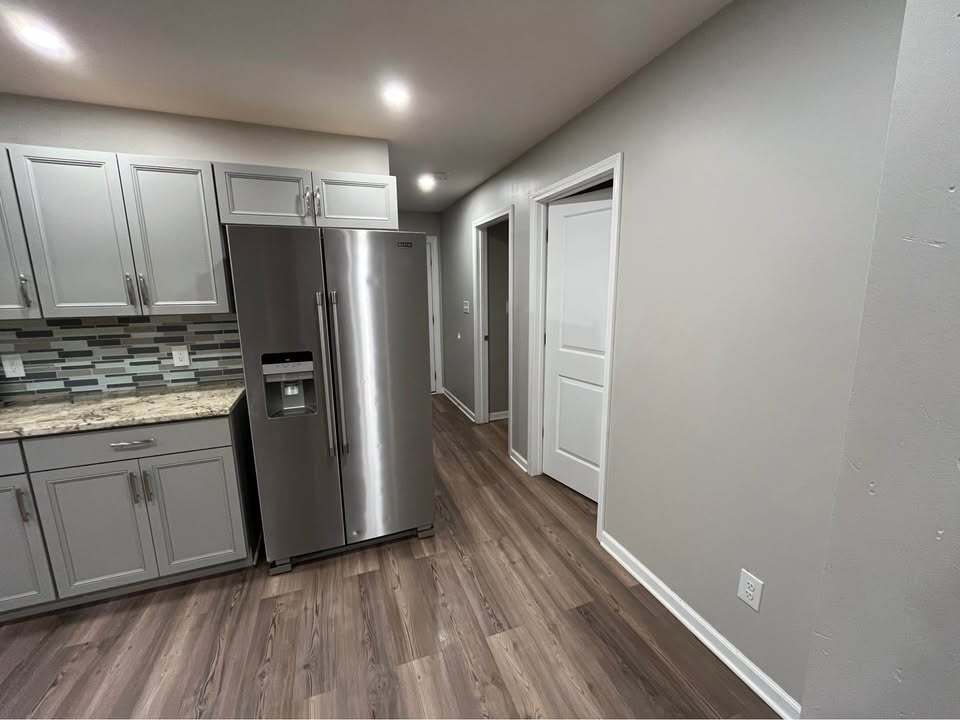 Building Photo - 1917 Hughes Ave