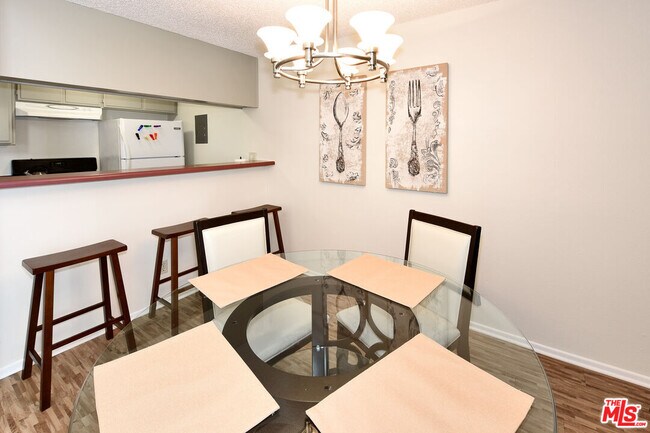 Building Photo - 3600 Bagley Ave