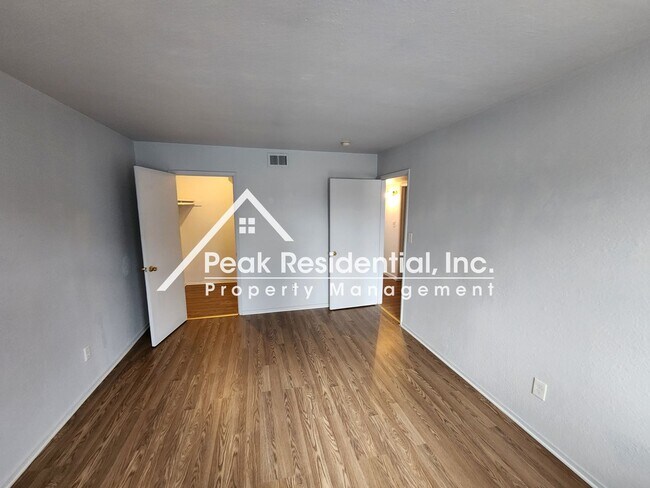 Building Photo - Croetto10532