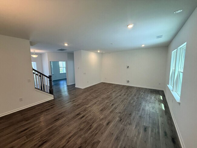 Building Photo - 5637 Bay Rock Rd
