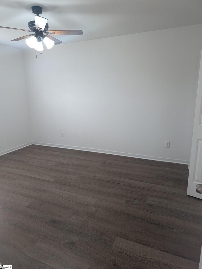 Building Photo - 212 Werninger Ct