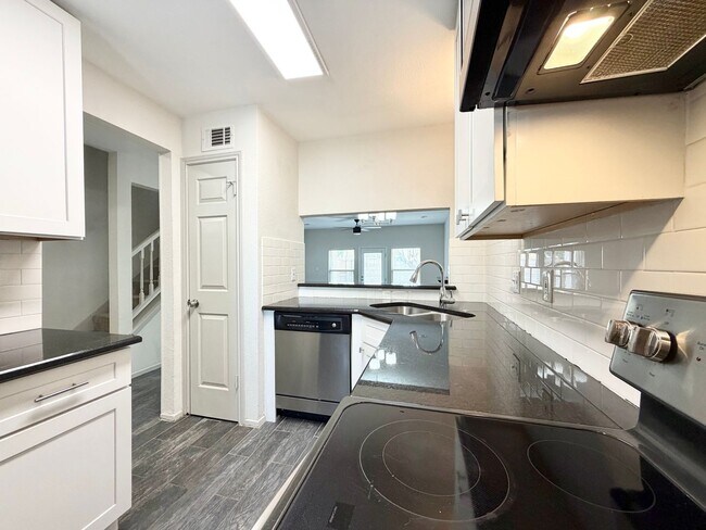 Building Photo - 3635 Garden Brook Dr