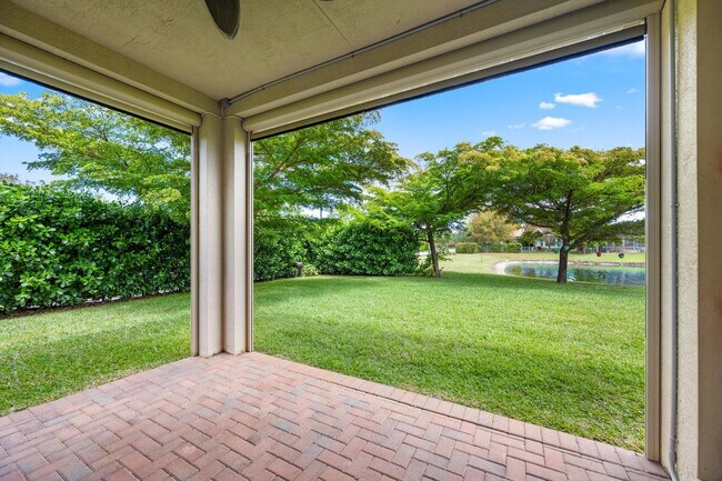 Building Photo - 2352 Bellarosa Circle