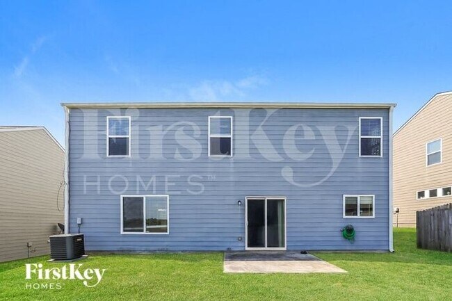 Building Photo - 1610 Shire Village Dr