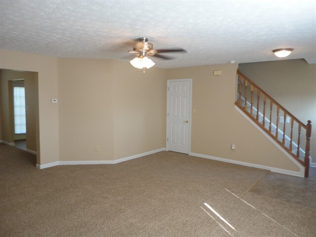 Building Photo - 814 Charter Woods Drive