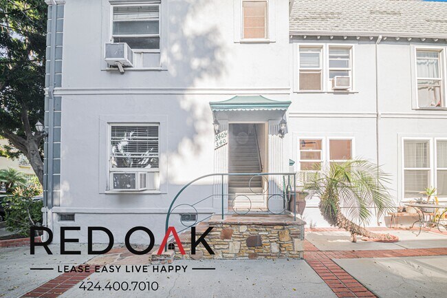 Building Photo - 340 N Curson Ave