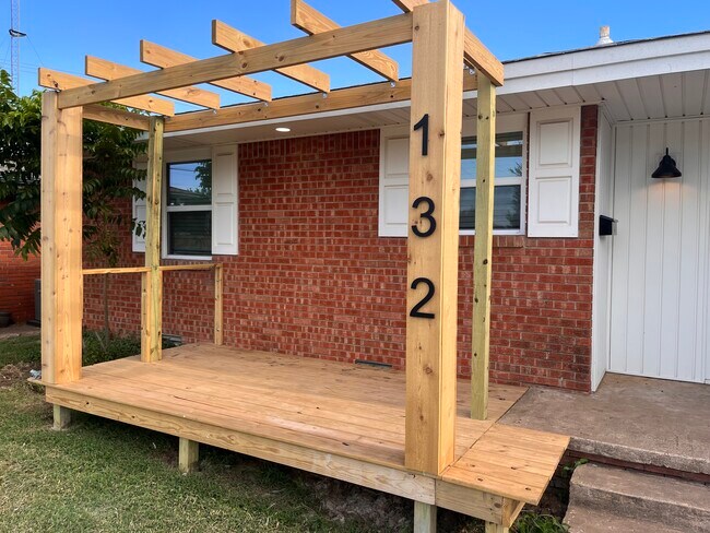 New deck on the front - 132 Elwood Dr