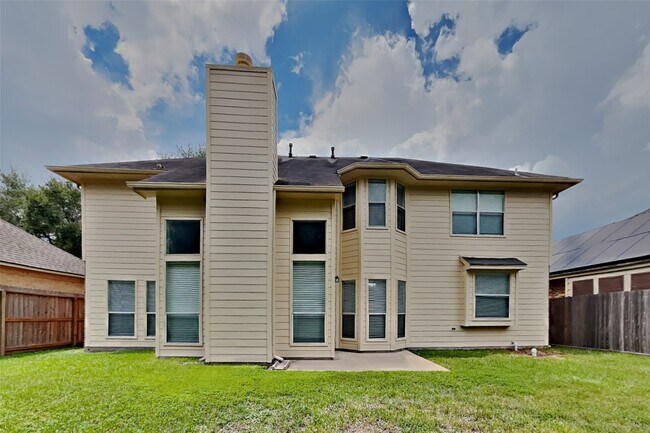 Building Photo - 3718 Lauderwood Ln