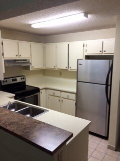 Building Photo - Great Condo in Pembroke Pines