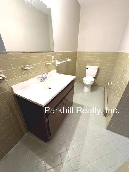 Building Photo - 420 W Pennsylvania Ave