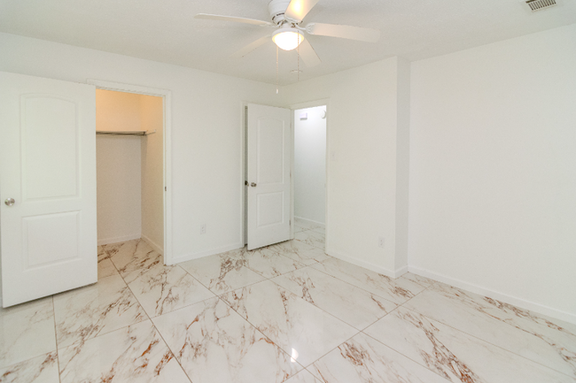 Building Photo - 1558 Samara Glen Way