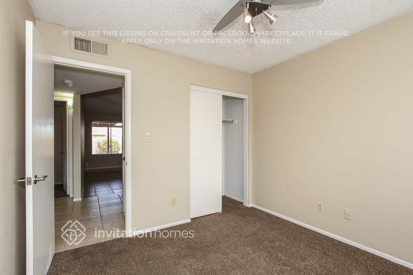 Building Photo - 6110 W Tierra Buena Ln