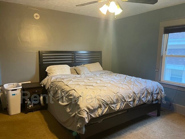 Building Photo - 2595 Evans St