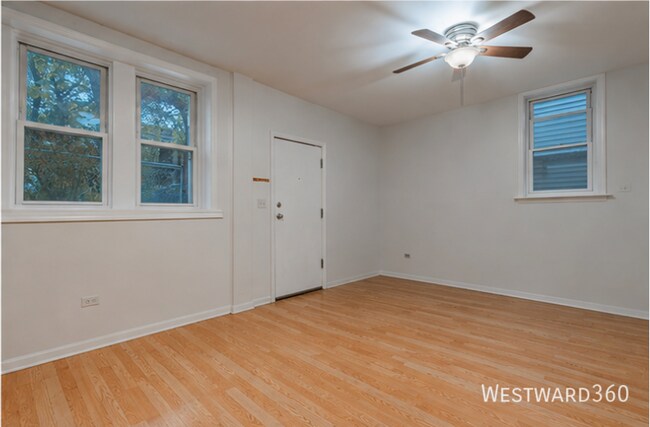 Building Photo - 2433 N Talman Ave