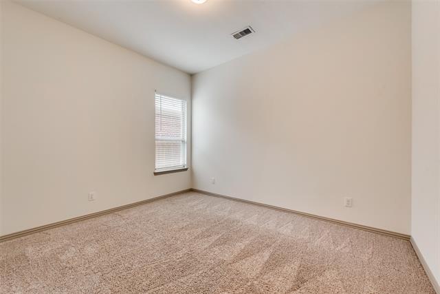 Building Photo - 1025 Pampa Dr
