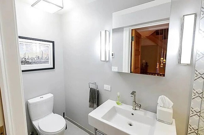 Building Photo - West 138th Street