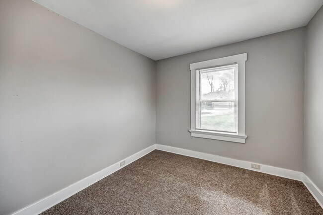 Building Photo - 5316 Markey Rd