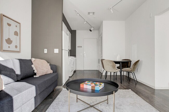 Building Photo - 445 Artisan Way