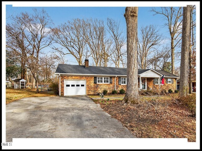 Building Photo - 5008 Autumn Dr