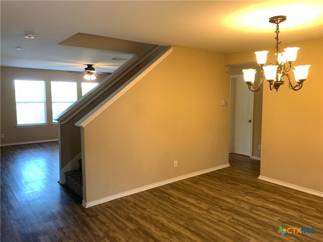 Building Photo - 381 Copper Path Dr