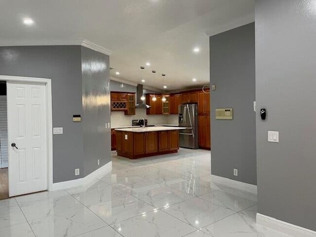 Building Photo - 6352 NW 36th Ave