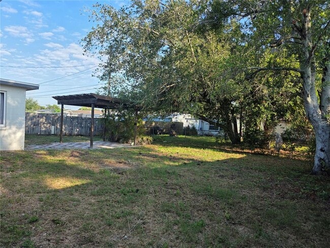 Building Photo - 4823 Longwood Ave