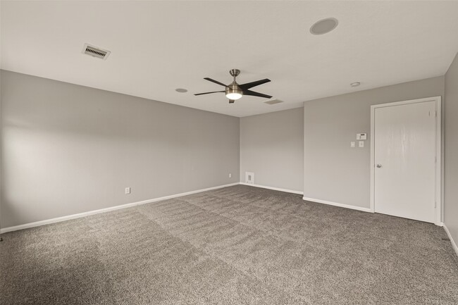 Building Photo - 18302 Walden Gate Ln