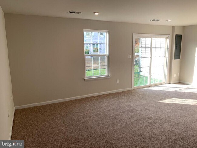 Building Photo - 209 Regester Chapel Rd