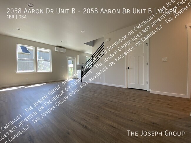 Building Photo - 2058 Aaron Dr