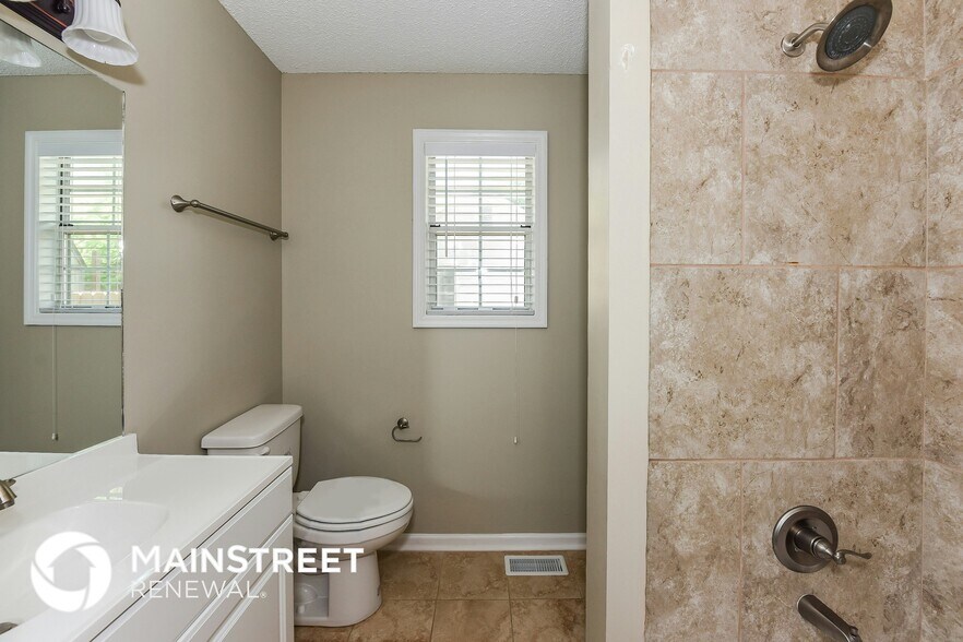 Building Photo - 115 Elmore Ave