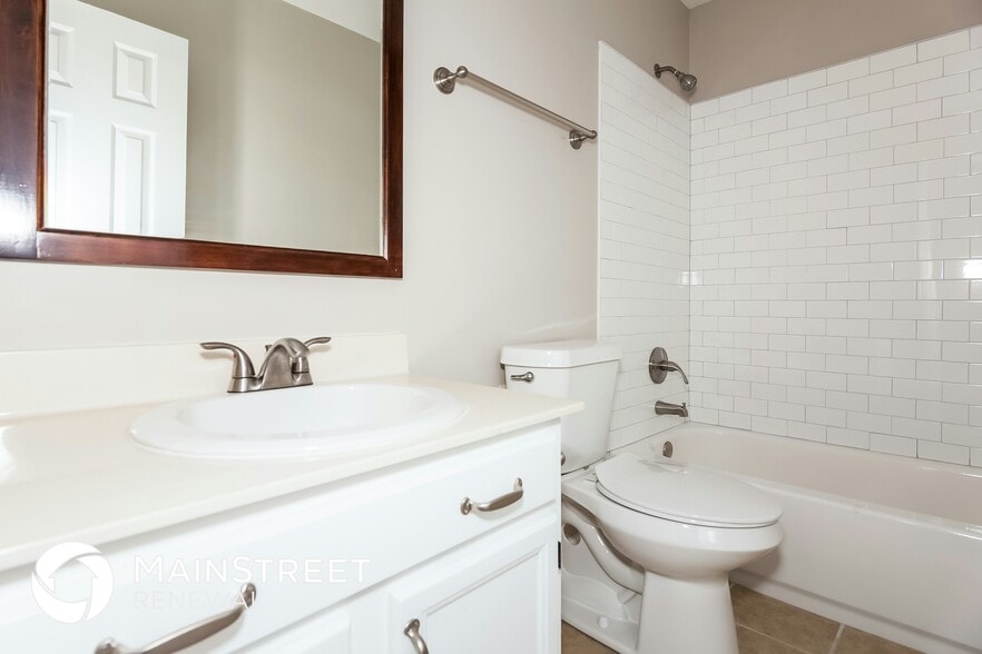 Building Photo - 2316 Torrington Ln