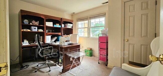 Building Photo - 1205 Mt Pleasant Dr