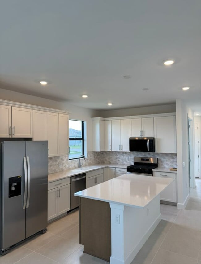 Building Photo - 20605 Pebble Gln Dr