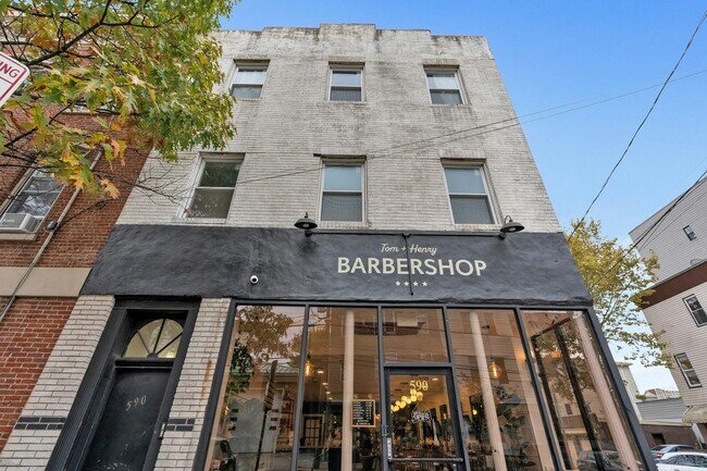 Building Photo - 590 Palisade Ave