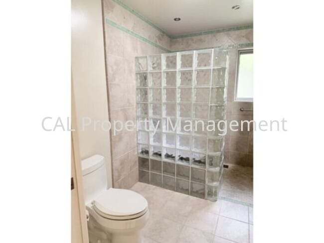 Building Photo - Beautiful 3-Bedroom Pebble Beach Home!