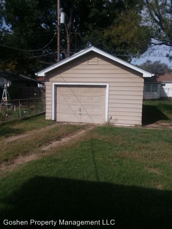Building Photo - 4 br, 2 bath House - 1714 W Anita