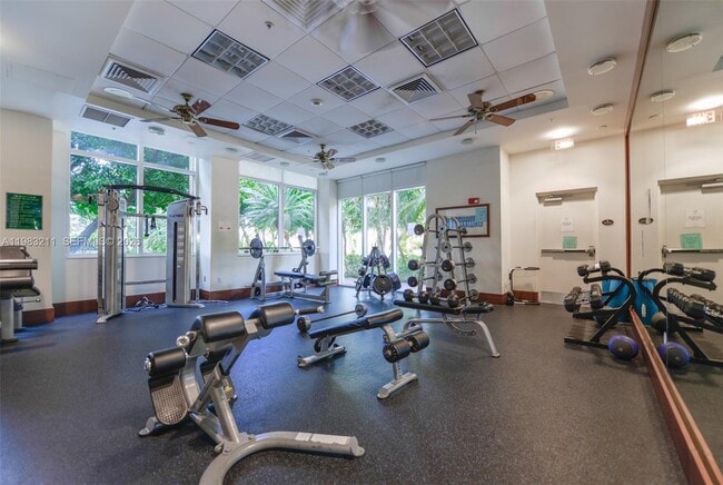 Building Photo - 19501 W Country Club Dr