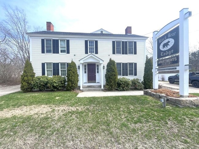 Building Photo - 2895 White Mountain Hwy