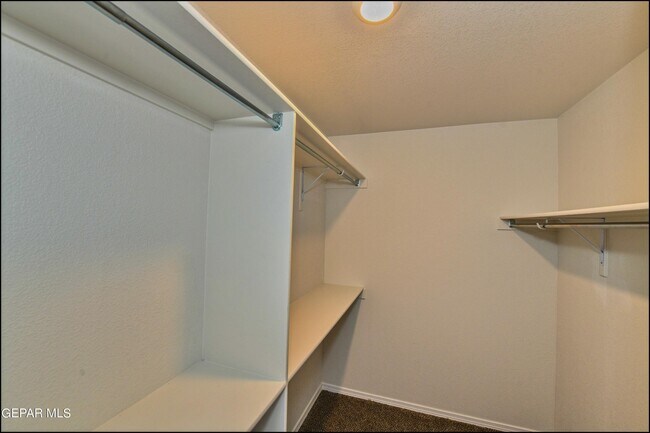 Building Photo - 952 Orangetip Dr