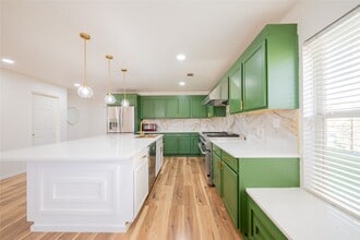 Building Photo - 7246 Wimberly Oaks Ln