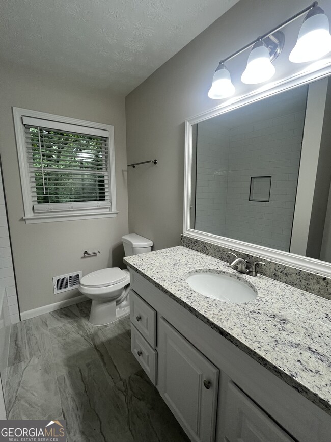 Building Photo - 4301 Allgood Way