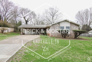 Building Photo - 209 Medford Rd