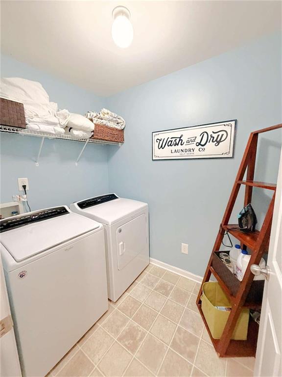 Building Photo - 2708 Beynon Ln NE