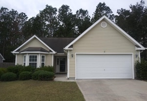 Building Photo - 525 Maple Branches Dr