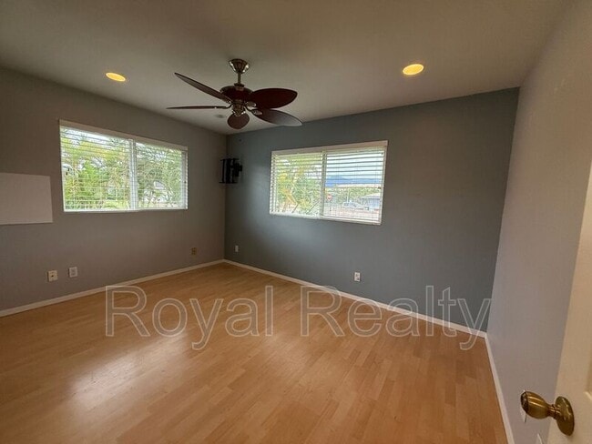 Building Photo - 128 Hoopili Akau St